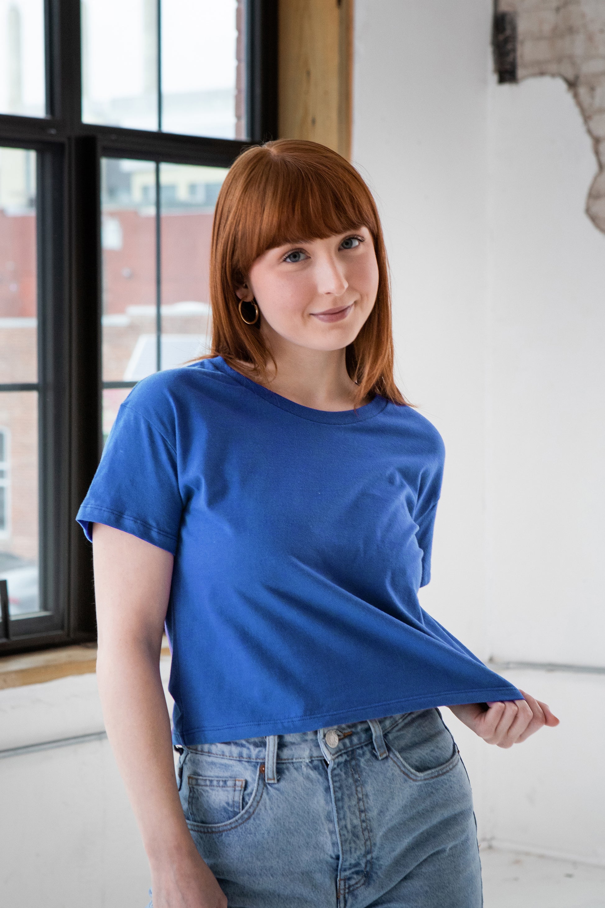 Female Model wearing GOEX Ladies Cotton Crop Tee in Royal